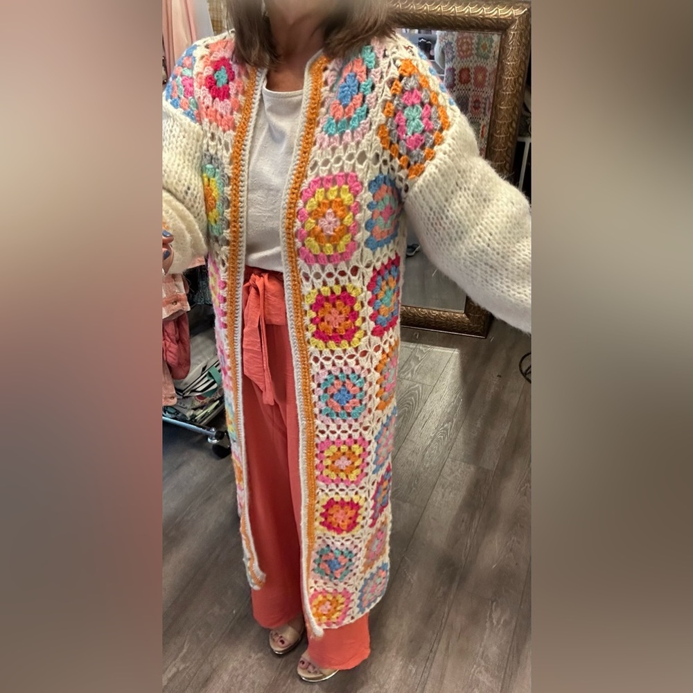 Crocheted long cardigan - Picture 2 of 3